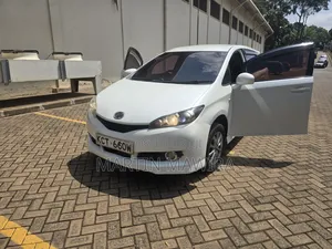 Toyota Wish 2012 White
