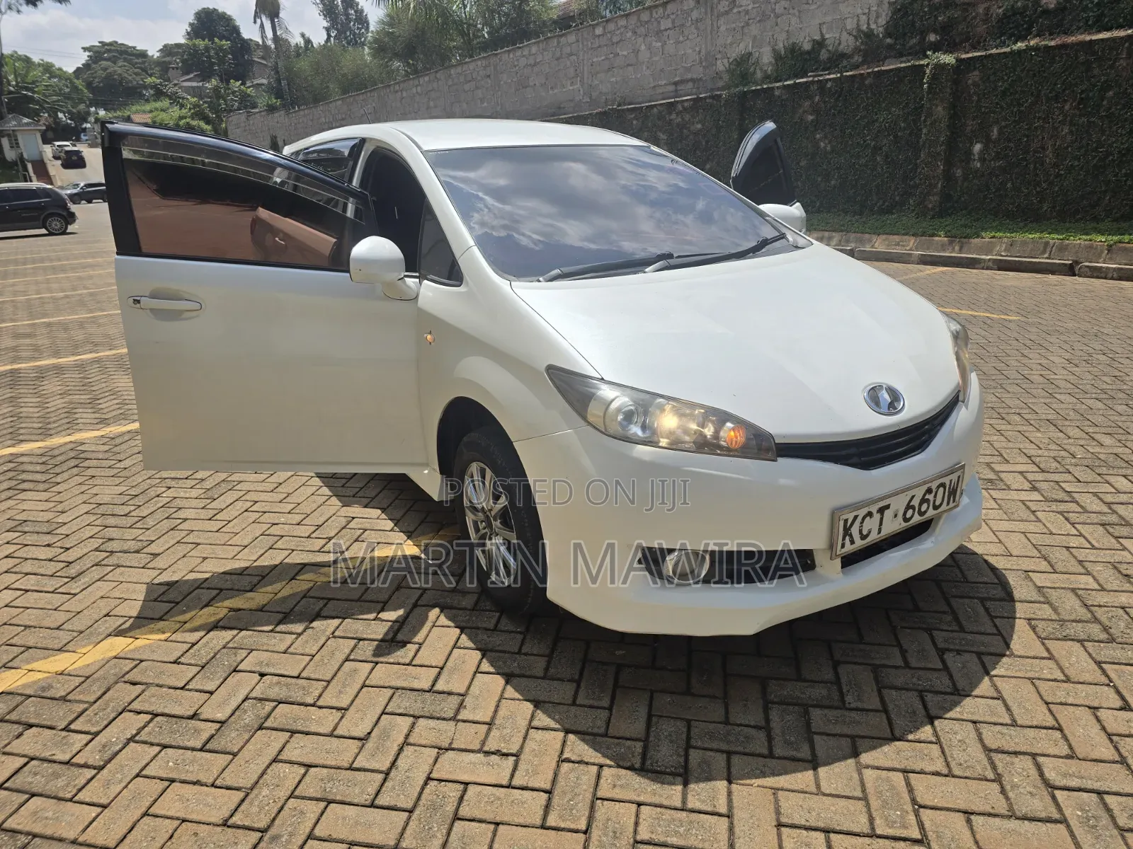 Toyota Wish 2012 White