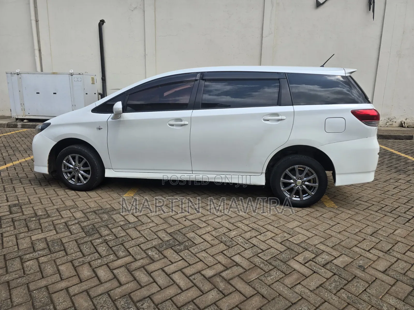 Toyota Wish 2012 White