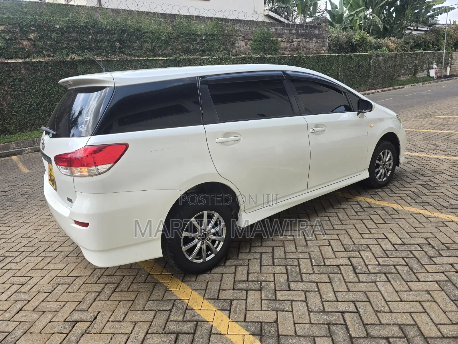 Toyota Wish 2012 White