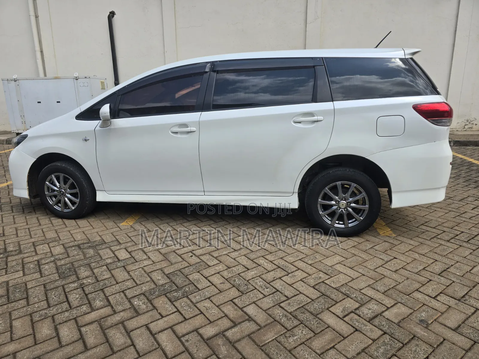 Toyota Wish 2012 White