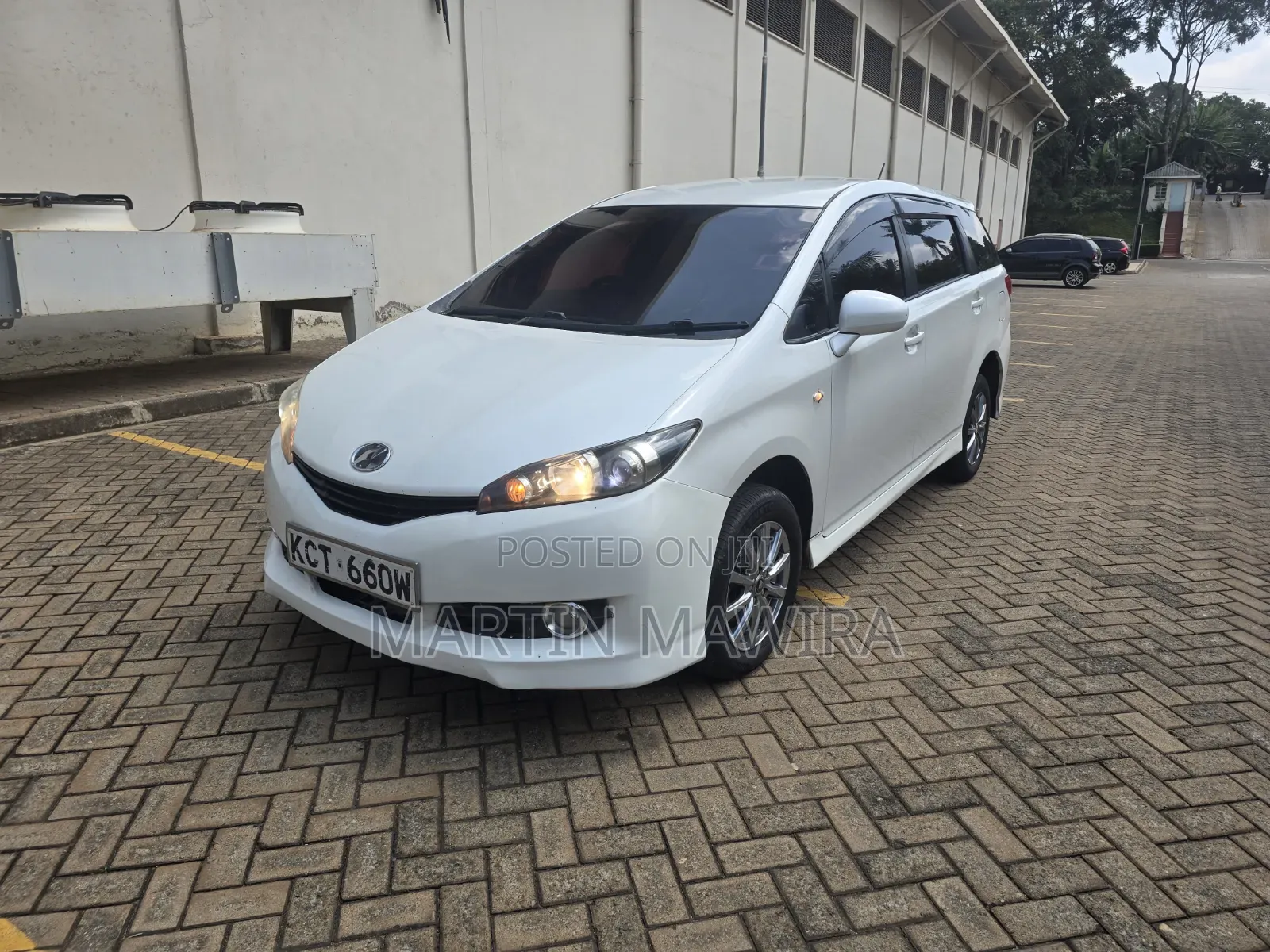 Toyota Wish 2012 White