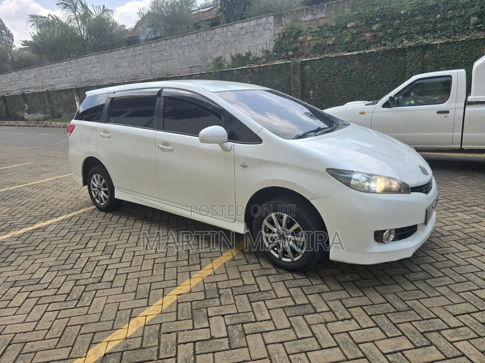 Toyota Wish 2012 White