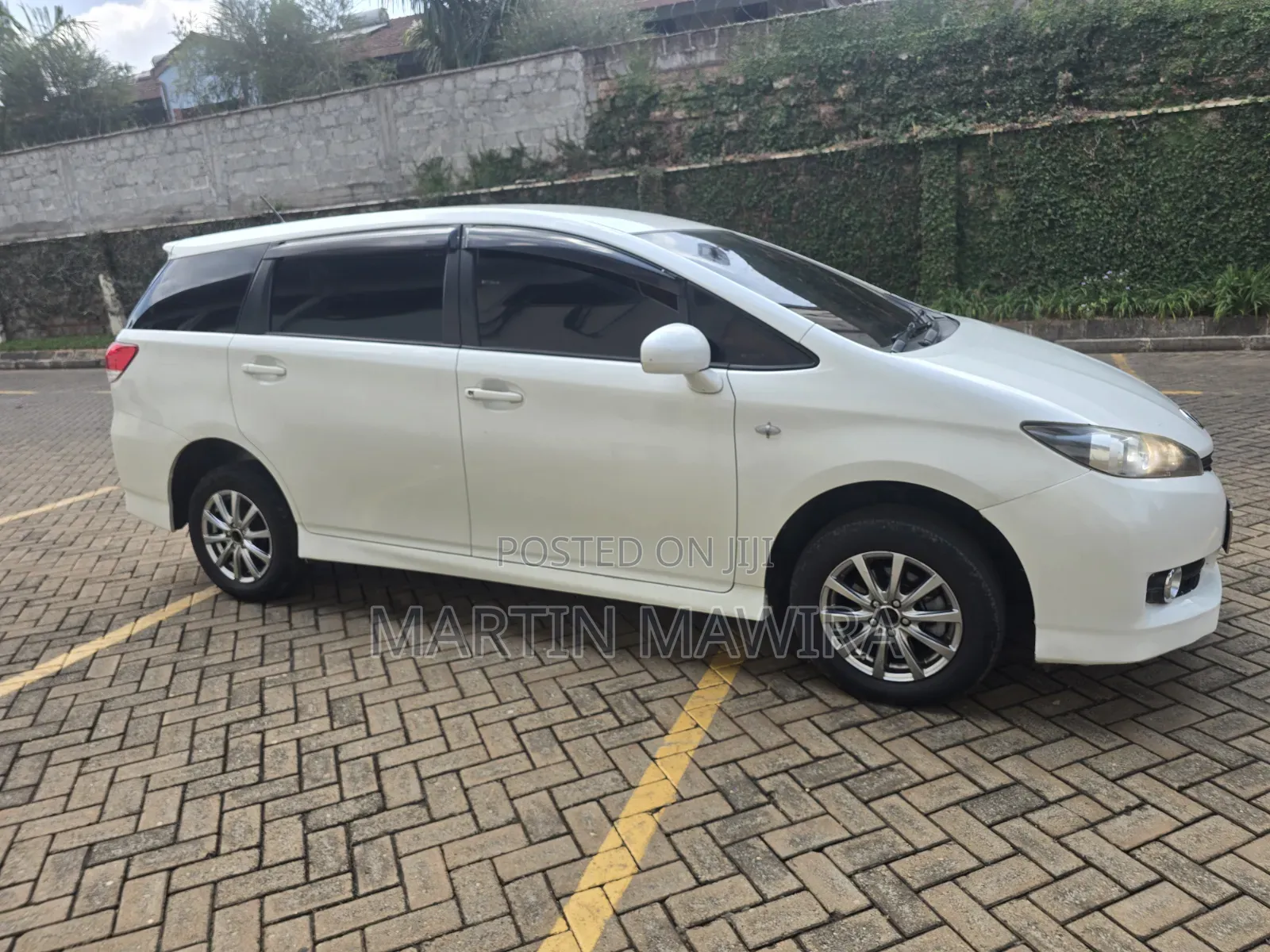 Toyota Wish 2012 White