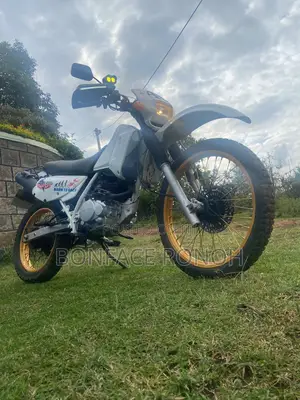 Honda 2005 White