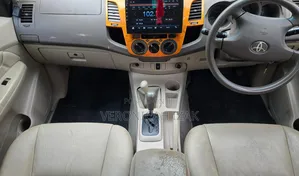 Toyota Hilux 2007 Silver