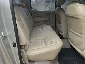 Toyota Hilux 2007 Silver