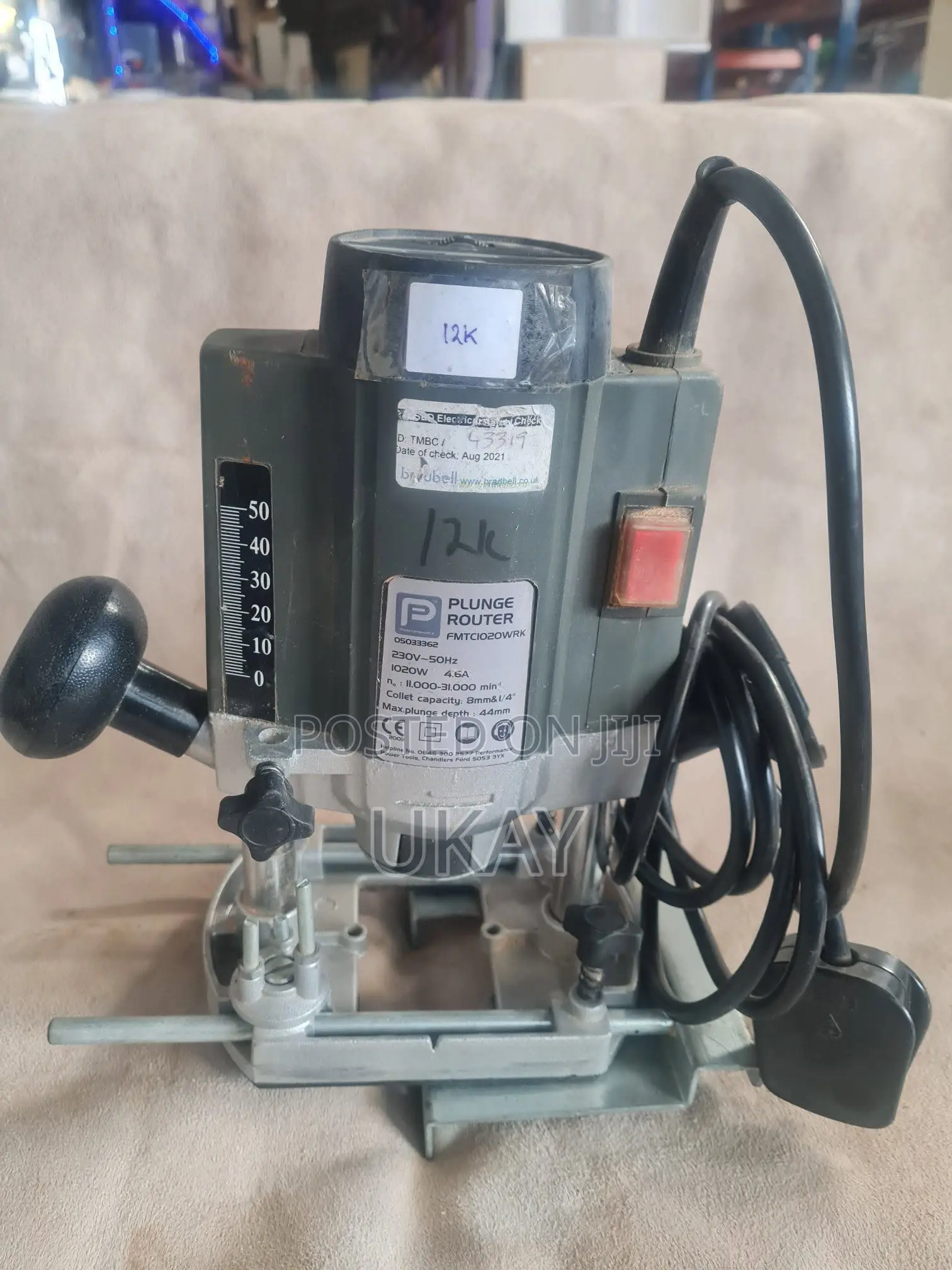 Performance Power Plunge Router.
