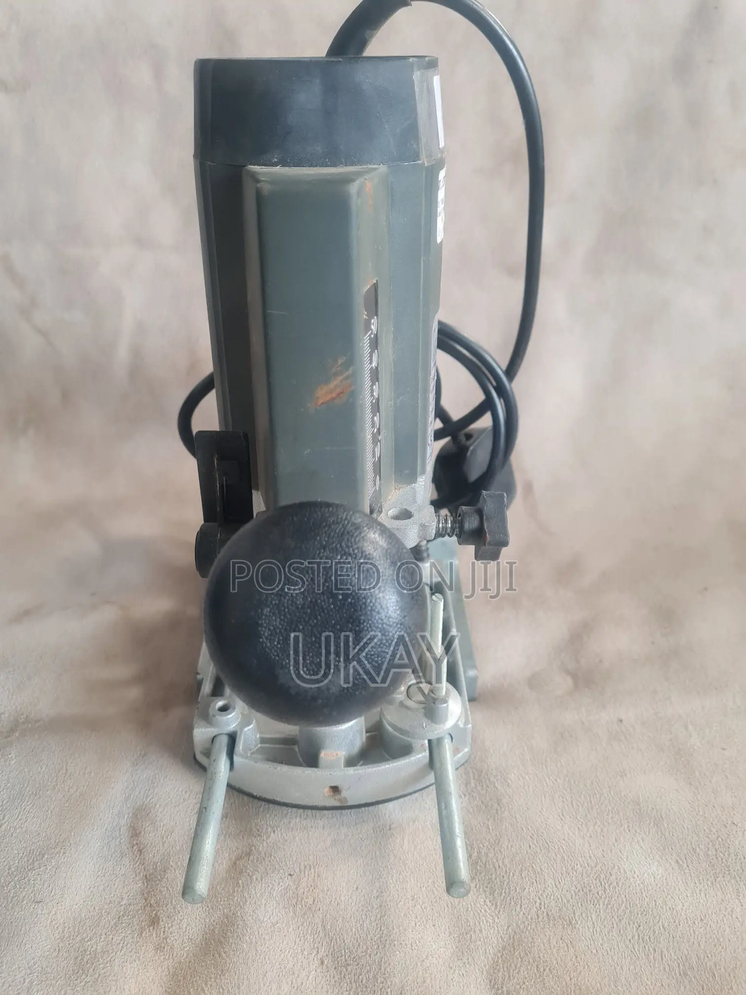 Performance Power Plunge Router.