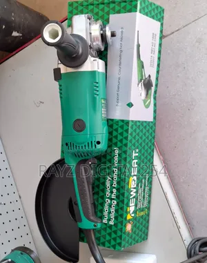 Quality Newbeat 9" Grinder