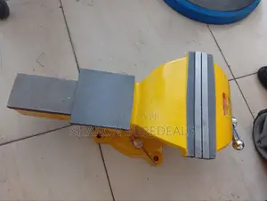 Heavy Duty 8 Inch Bench Vise