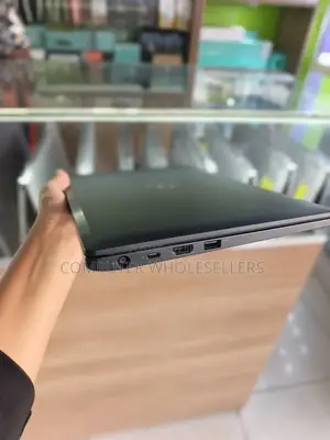 Laptop Dell Latitude 7390 16GB Intel Core i5 SSD 256GB