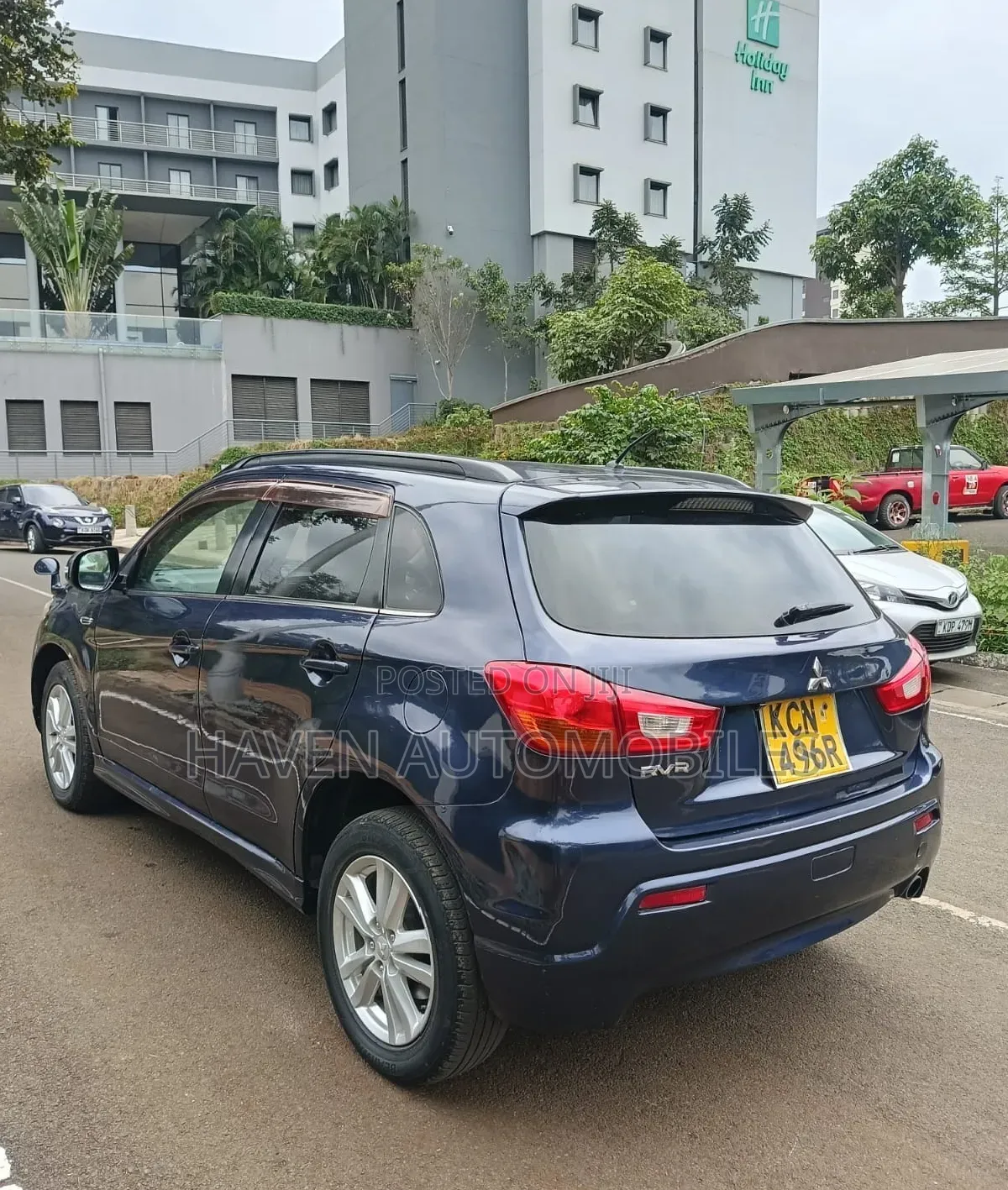 Mitsubishi RVR 2010 Blue