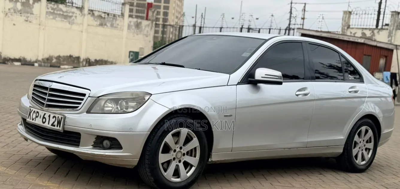 Mercedes-Benz C180 2022 Silver