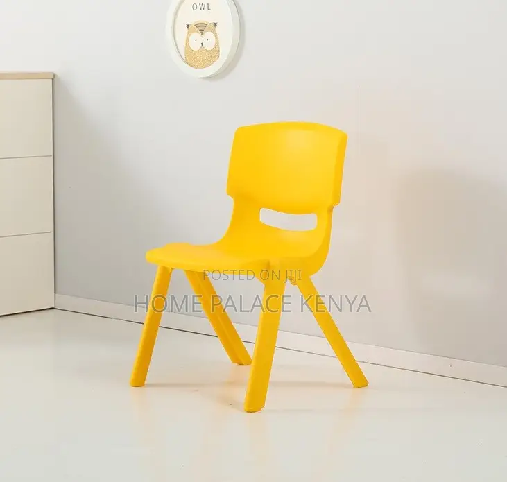 Plastic Chair: Baby Training Feeding Chair