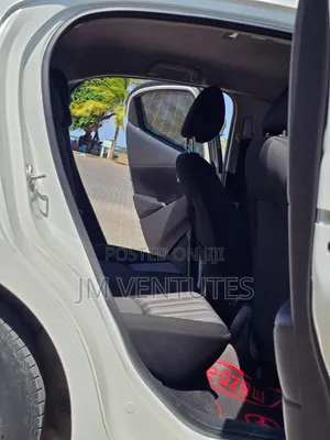 Mazda Demio 2018 White