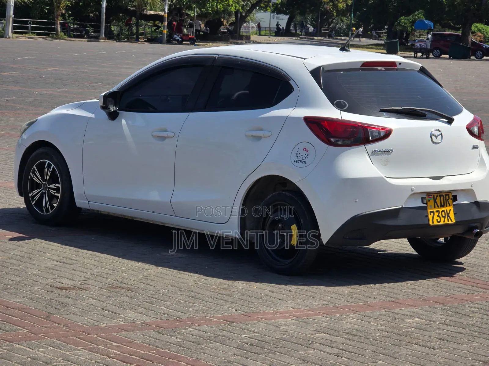 Mazda Demio 2018 White