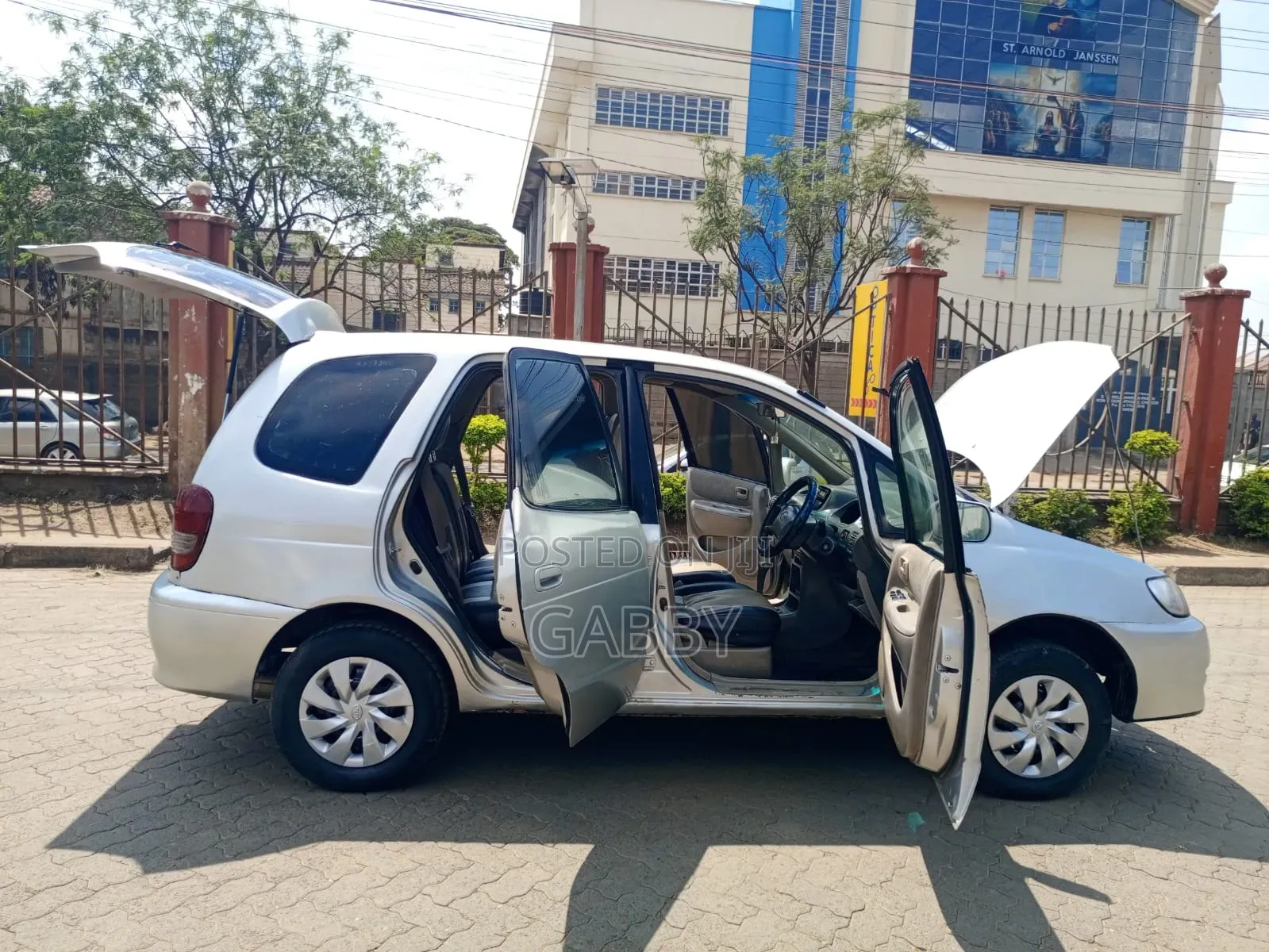 Toyota Corolla Spacio 2000 Silver