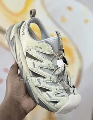 Best Outdoor/Techwear Hoka Sandals for Men Size 40-45