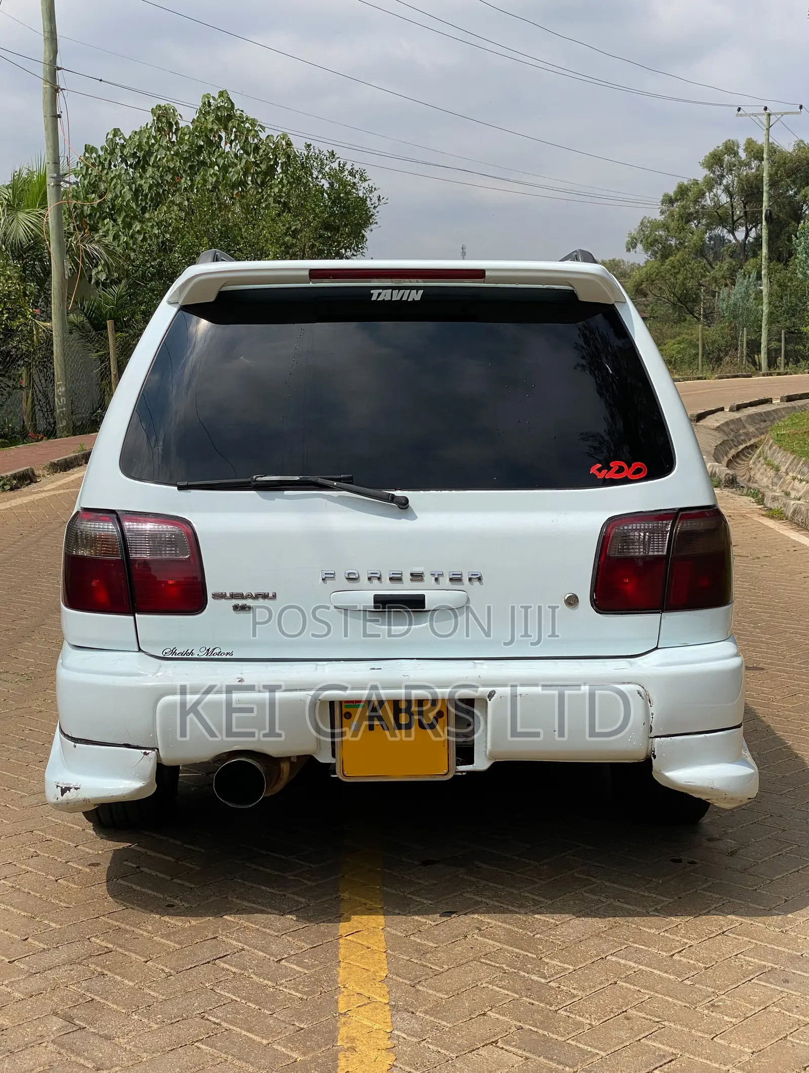Subaru Forester 2001 White