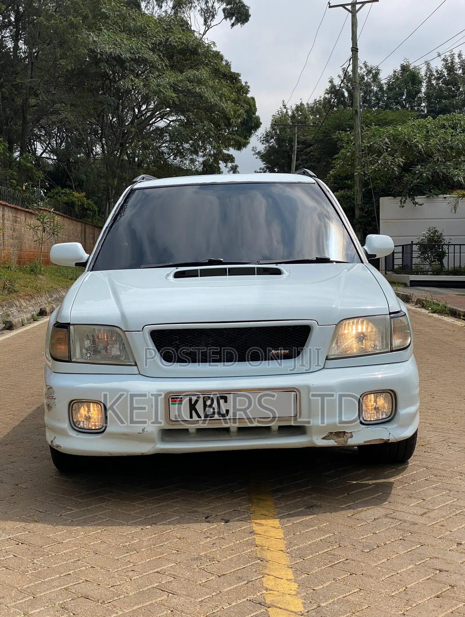 Subaru Forester 2001 White