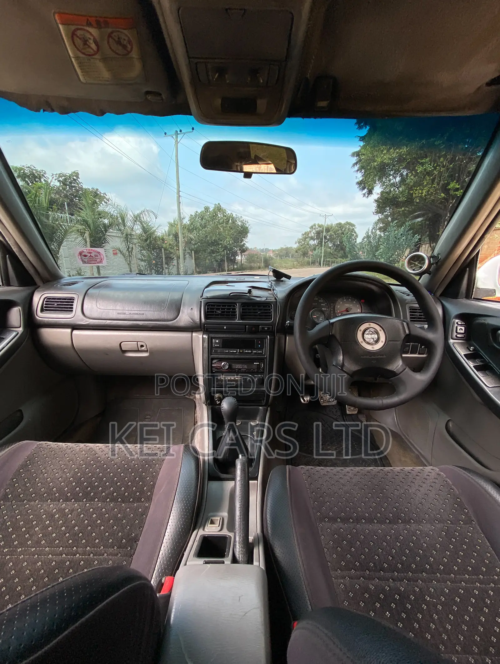 Subaru Forester 2001 White