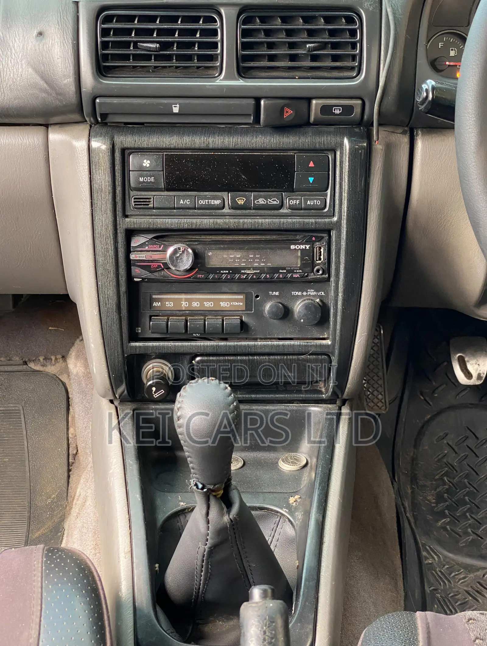 Subaru Forester 2001 White