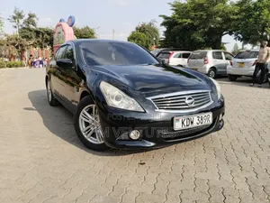 Nissan Skyline 2017 Black