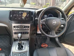 Nissan Skyline 2017 Black