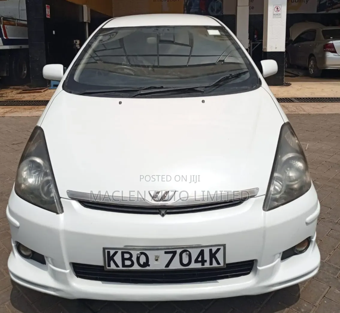 Toyota Wish 2006 White