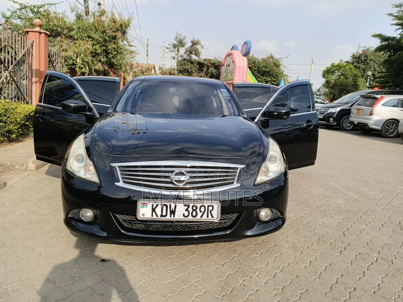 Nissan Skyline 2017 Black