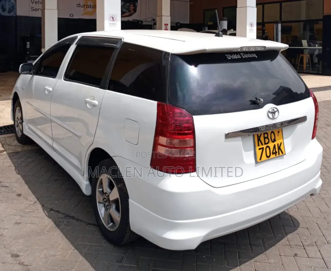 Toyota Wish 2006 White
