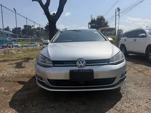 Volkswagen Golf 2016 Silver