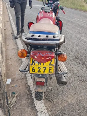 Bajaj Boxer 150 UG 2021 Red