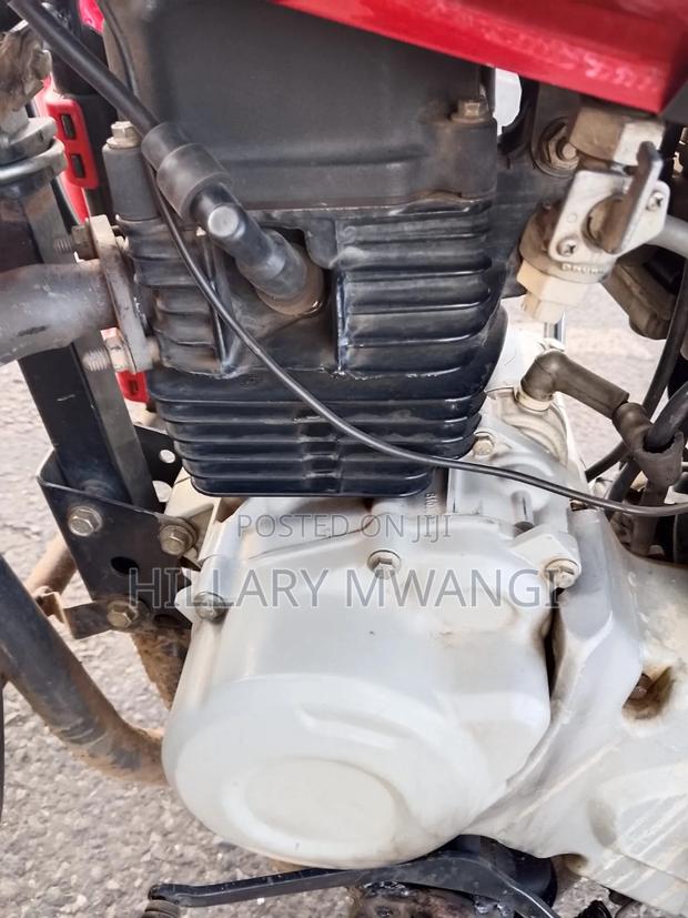 Bajaj Boxer 150 UG 2021 Red - thumbnail 2