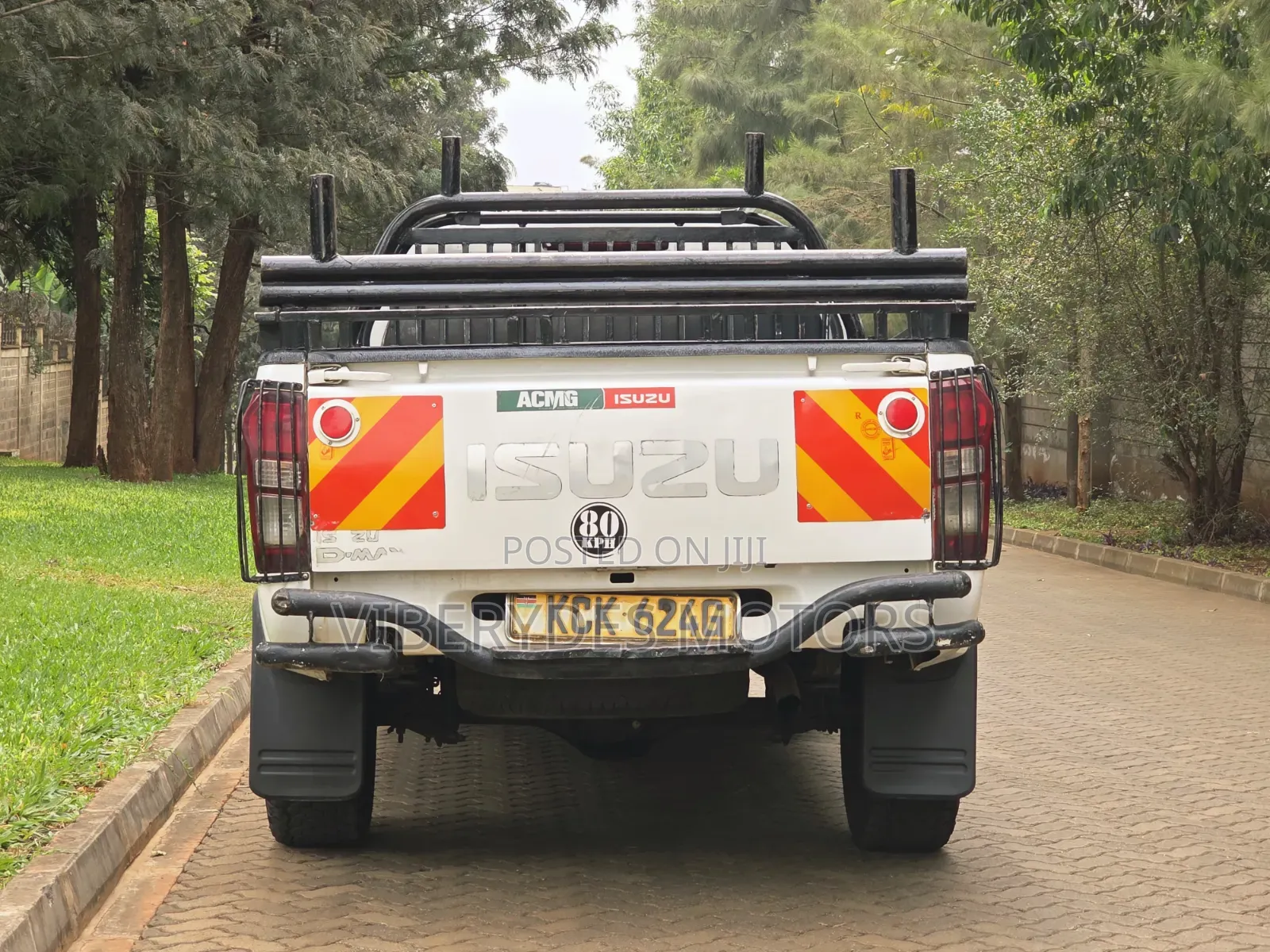 Isuzu D-MAX 2017 White