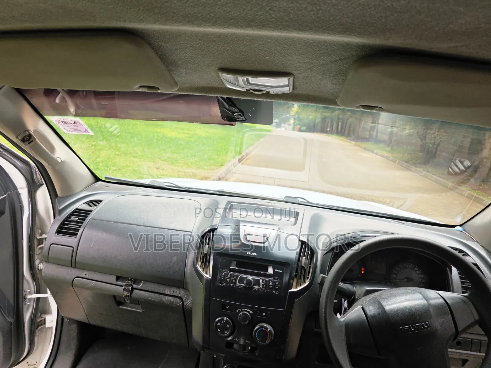 Isuzu D-MAX 2017 White