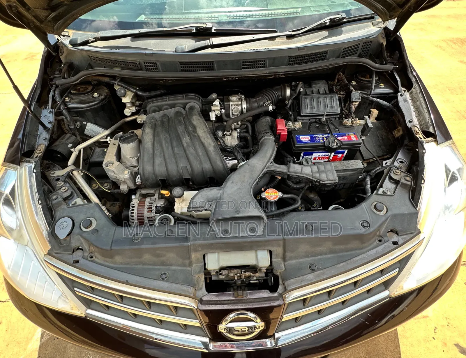 Nissan Tiida 2012 Maroon