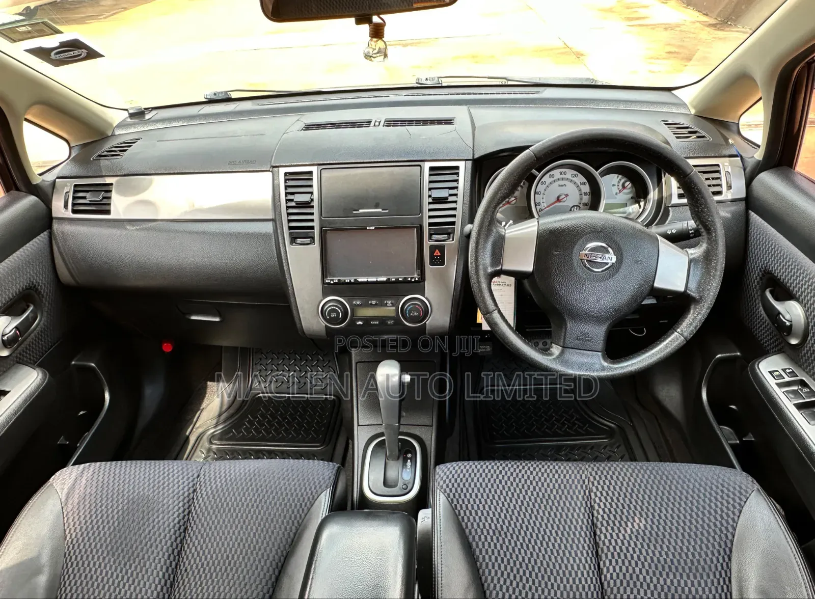 Nissan Tiida 2012 Maroon