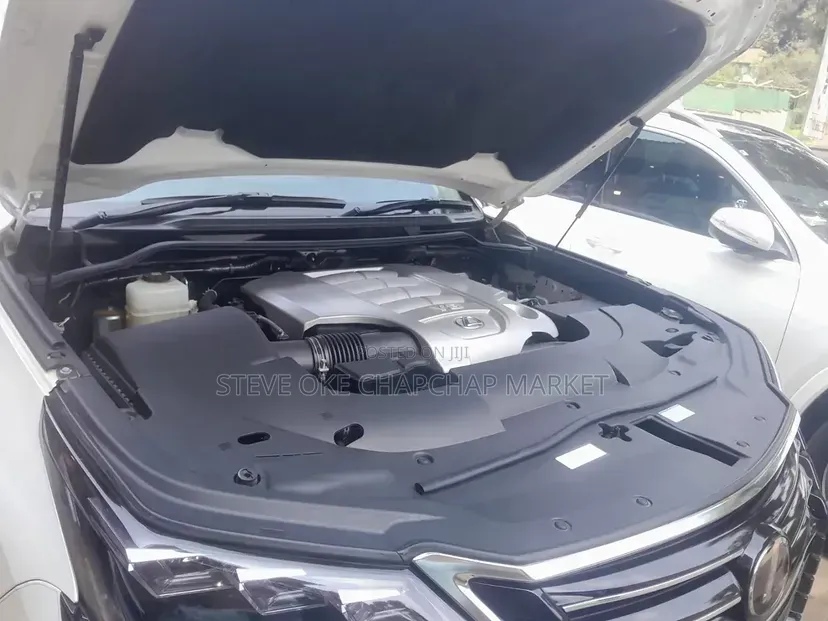 Lexus LX 2018 Gray