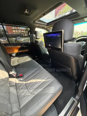 Lexus LX 2018 Gray