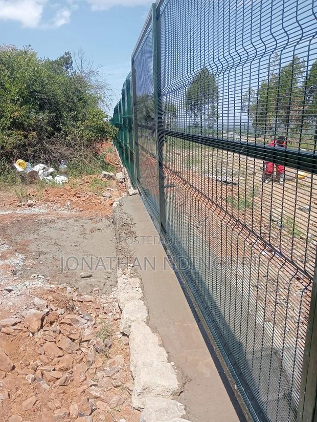 Anticlimb Fence – Industrial Grade Mesh Security Fence