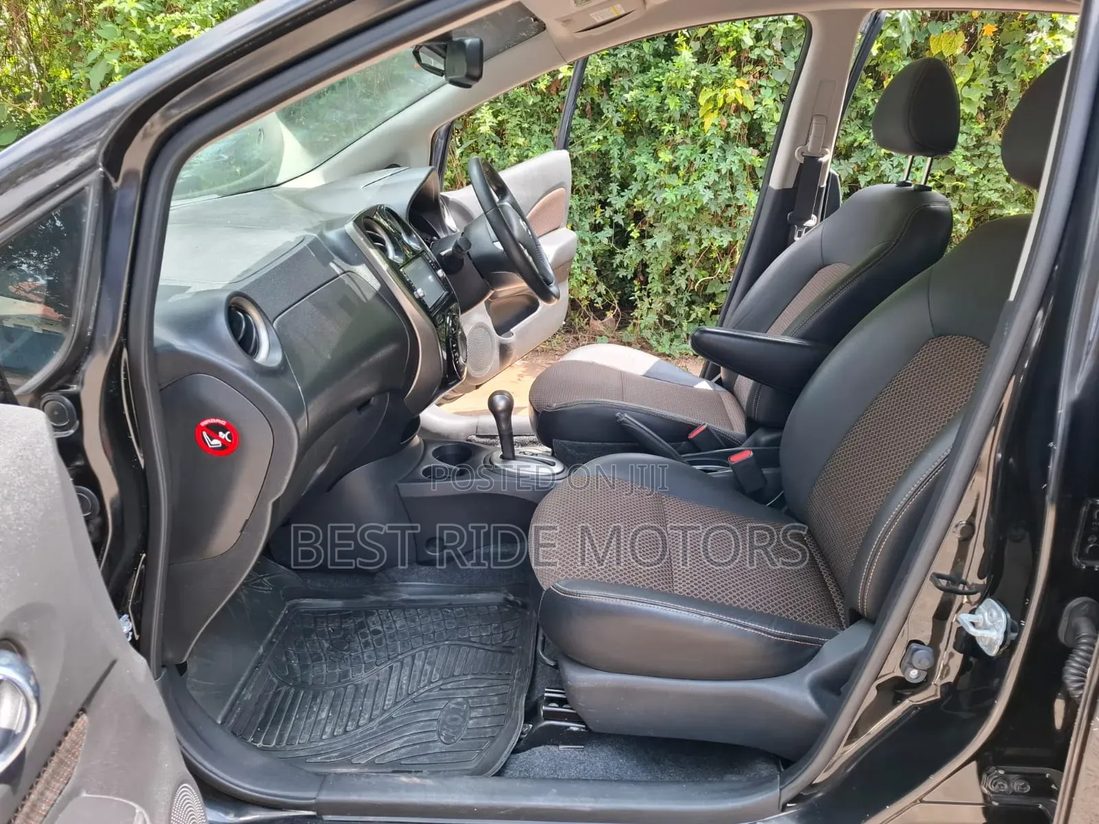 Nissan Note 2016 Black