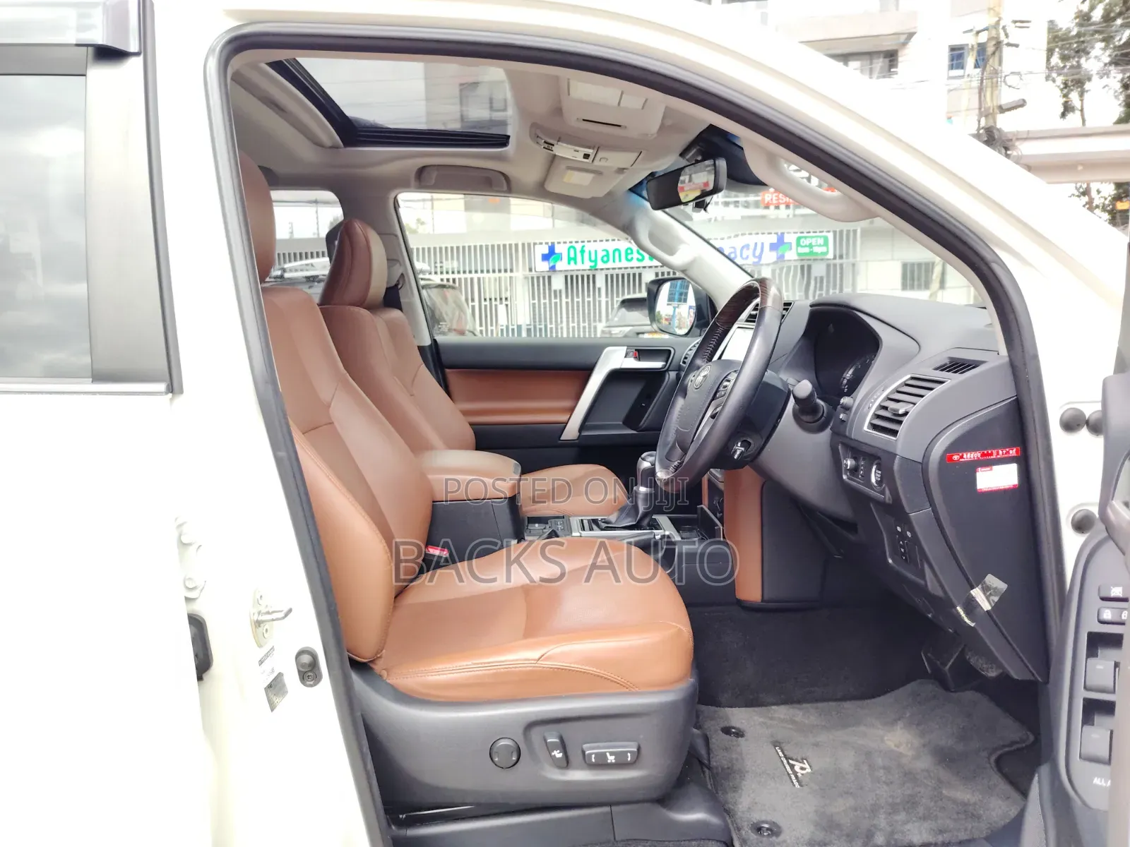 Toyota Land Cruiser Prado 2021 White