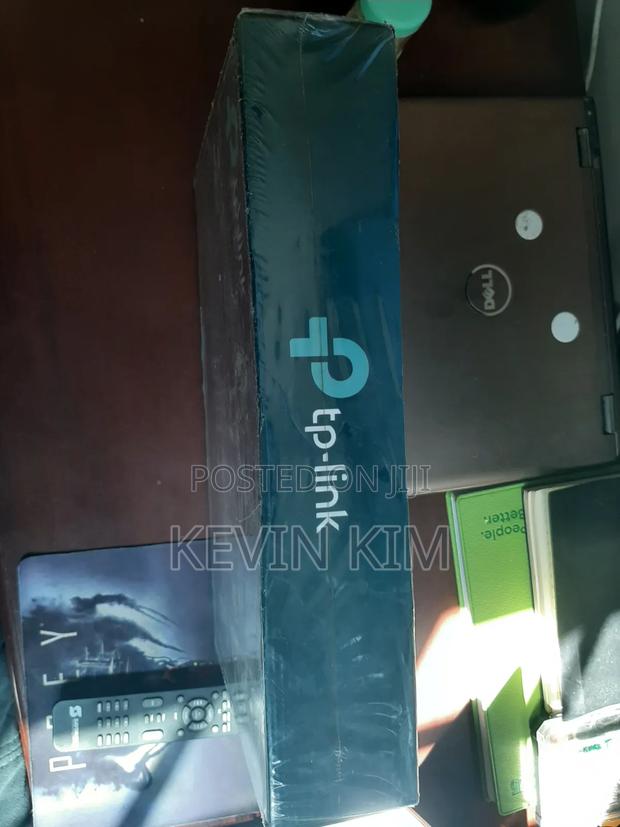 Tp-Link 24 Port Switch - thumbnail 6