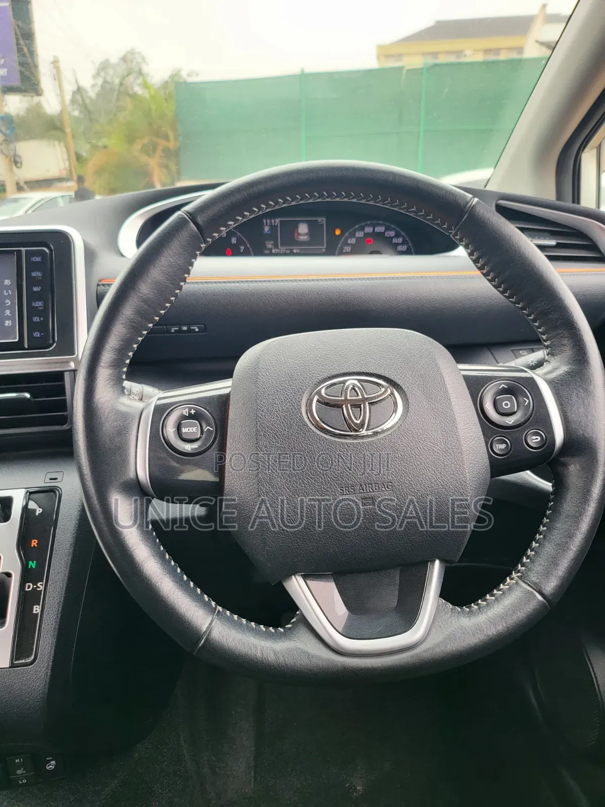 Toyota Sienta 2019 Silver