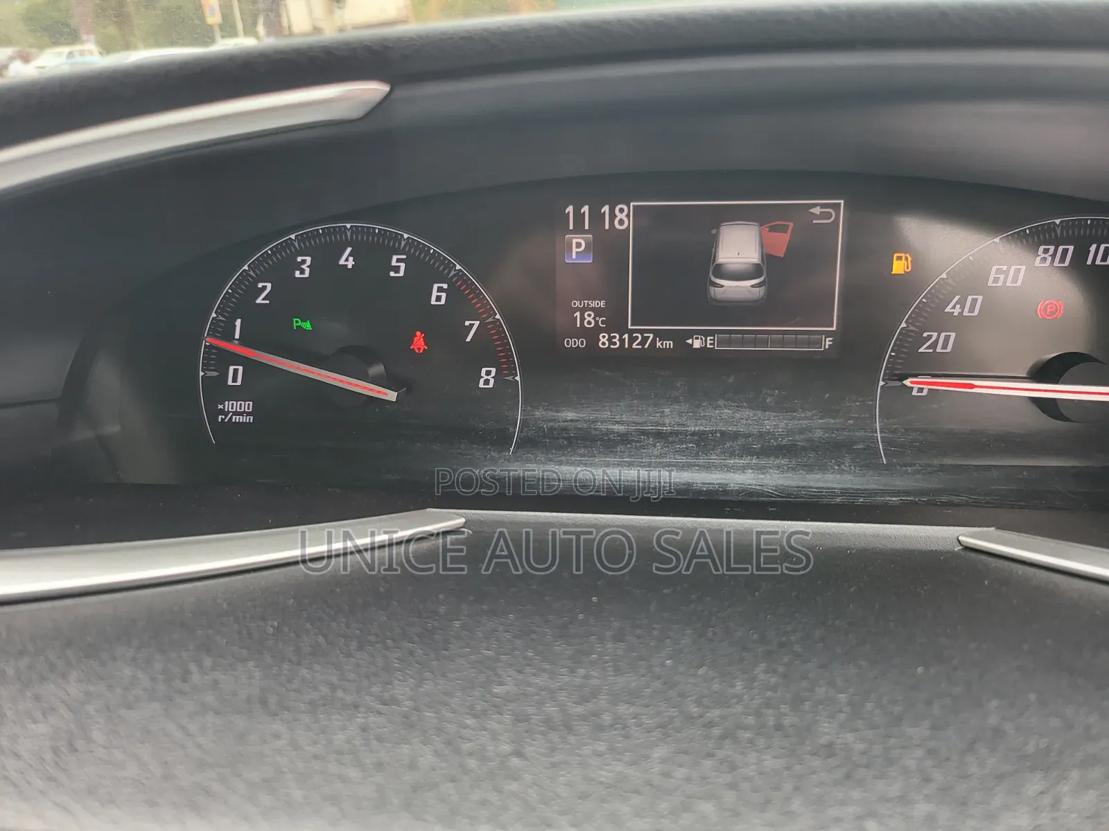 Toyota Sienta 2019 Silver