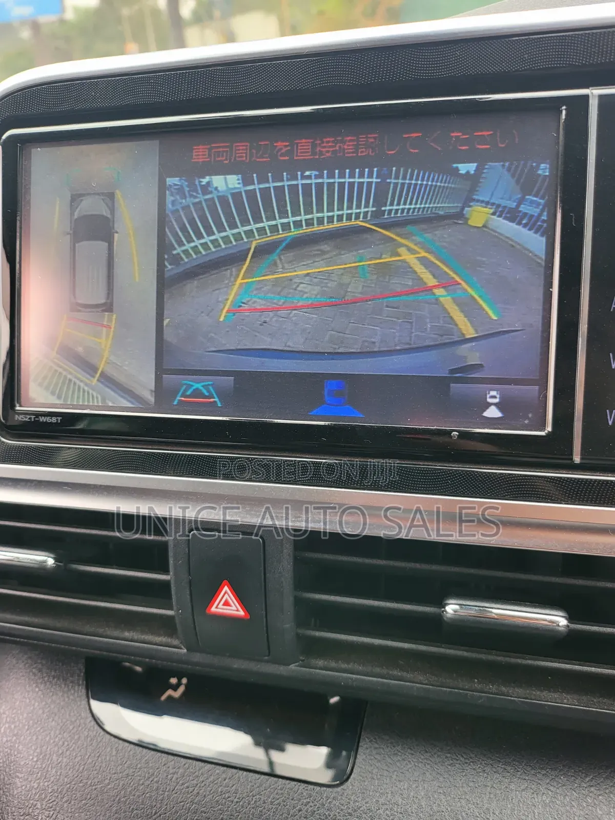 Toyota Sienta 2019 Silver