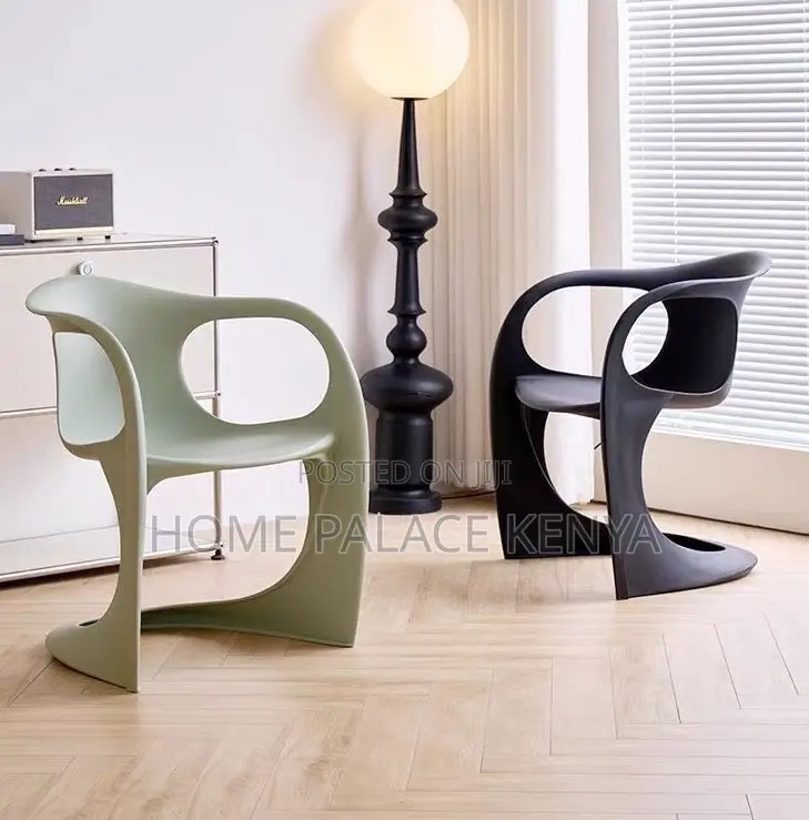 Plastic Chair: Casalino Cantilever Dining Chair