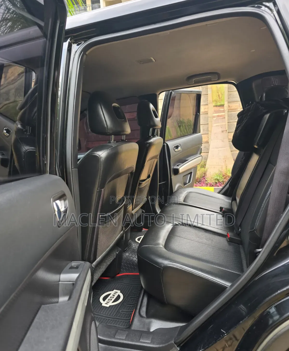 Nissan X-Trail 2012 Black